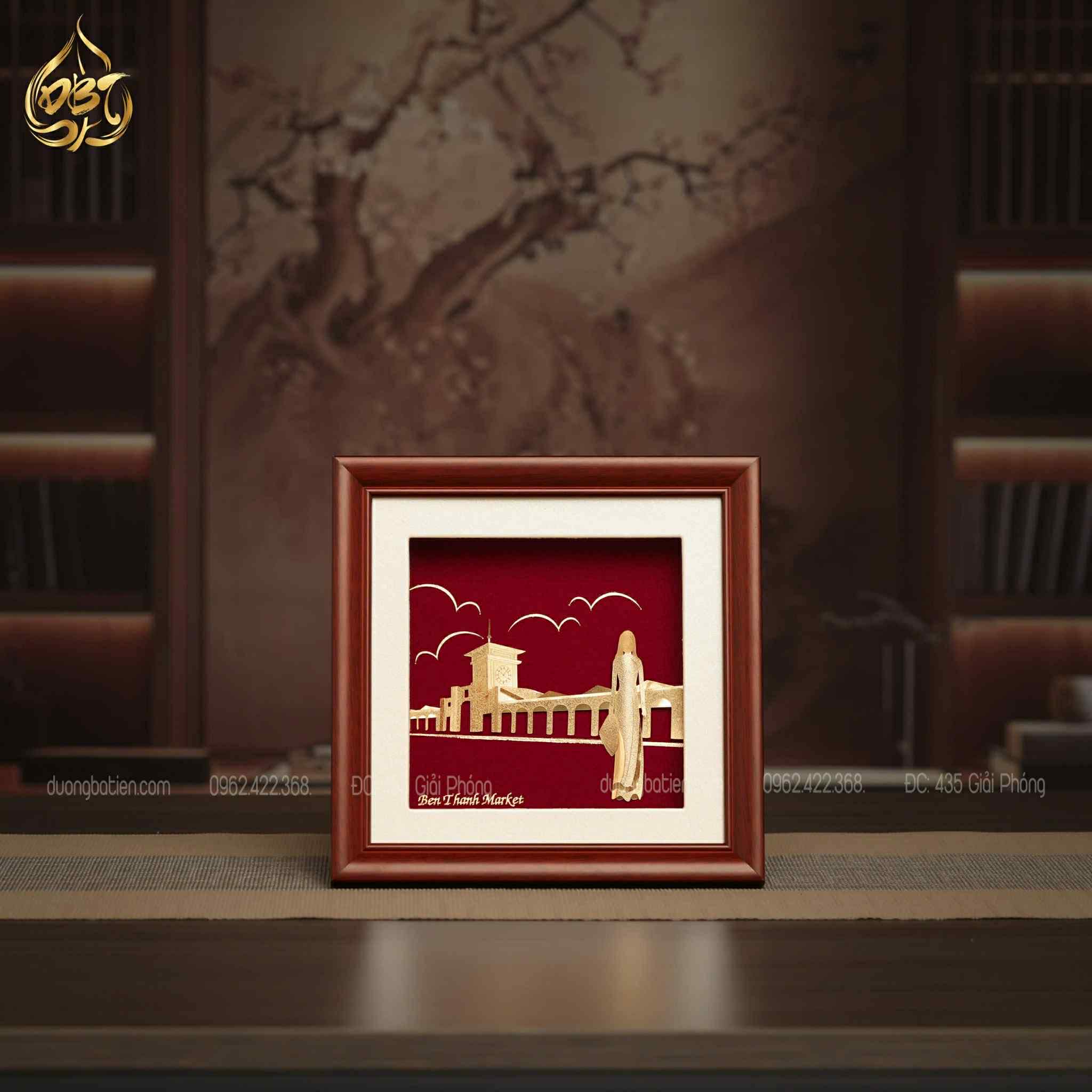 Tranh Chợ Bến Thành Dát Vàng 24K