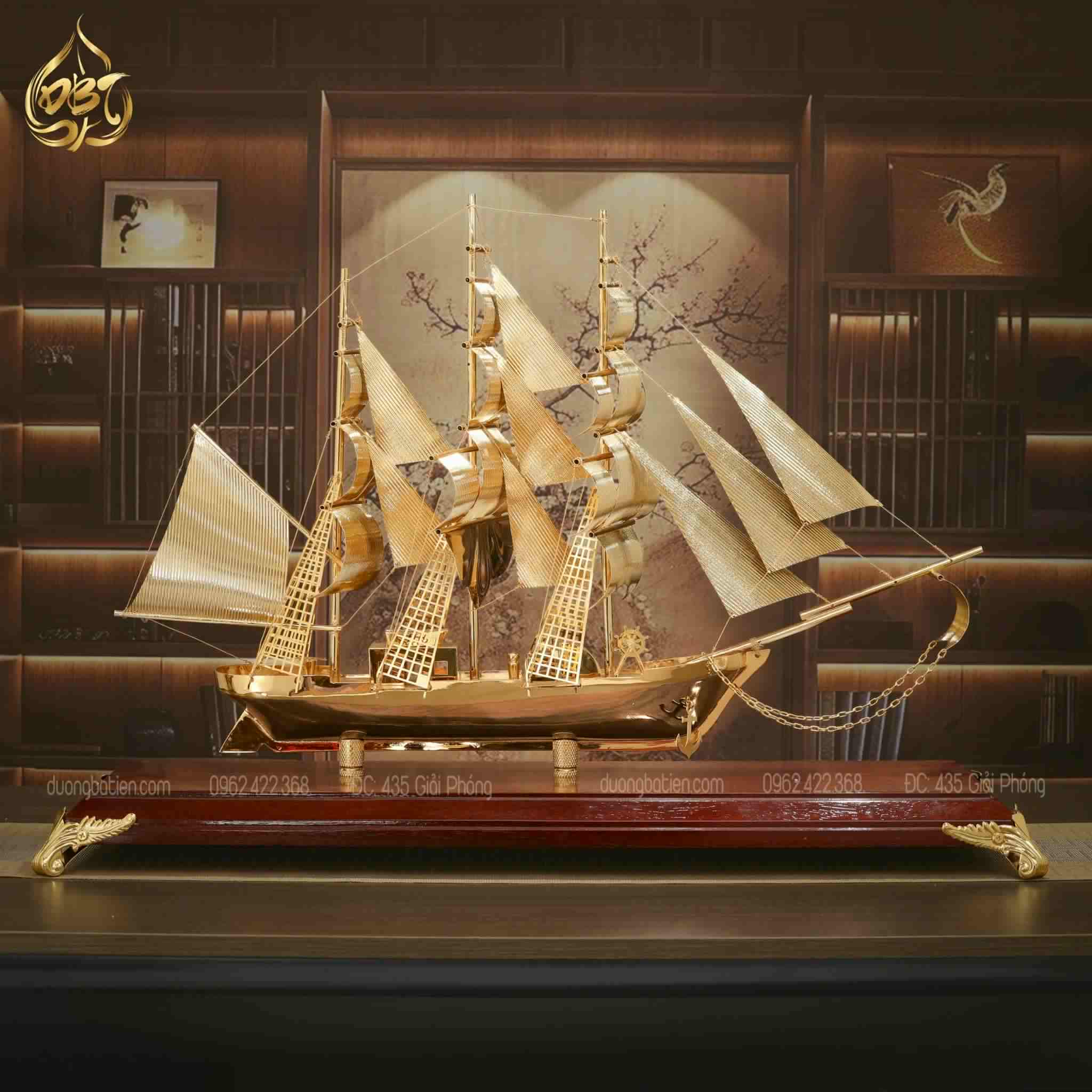 Mô hình thuyền buồm mạ vàng 24k cỡ lớn 80cm - Quà tặng Vip
