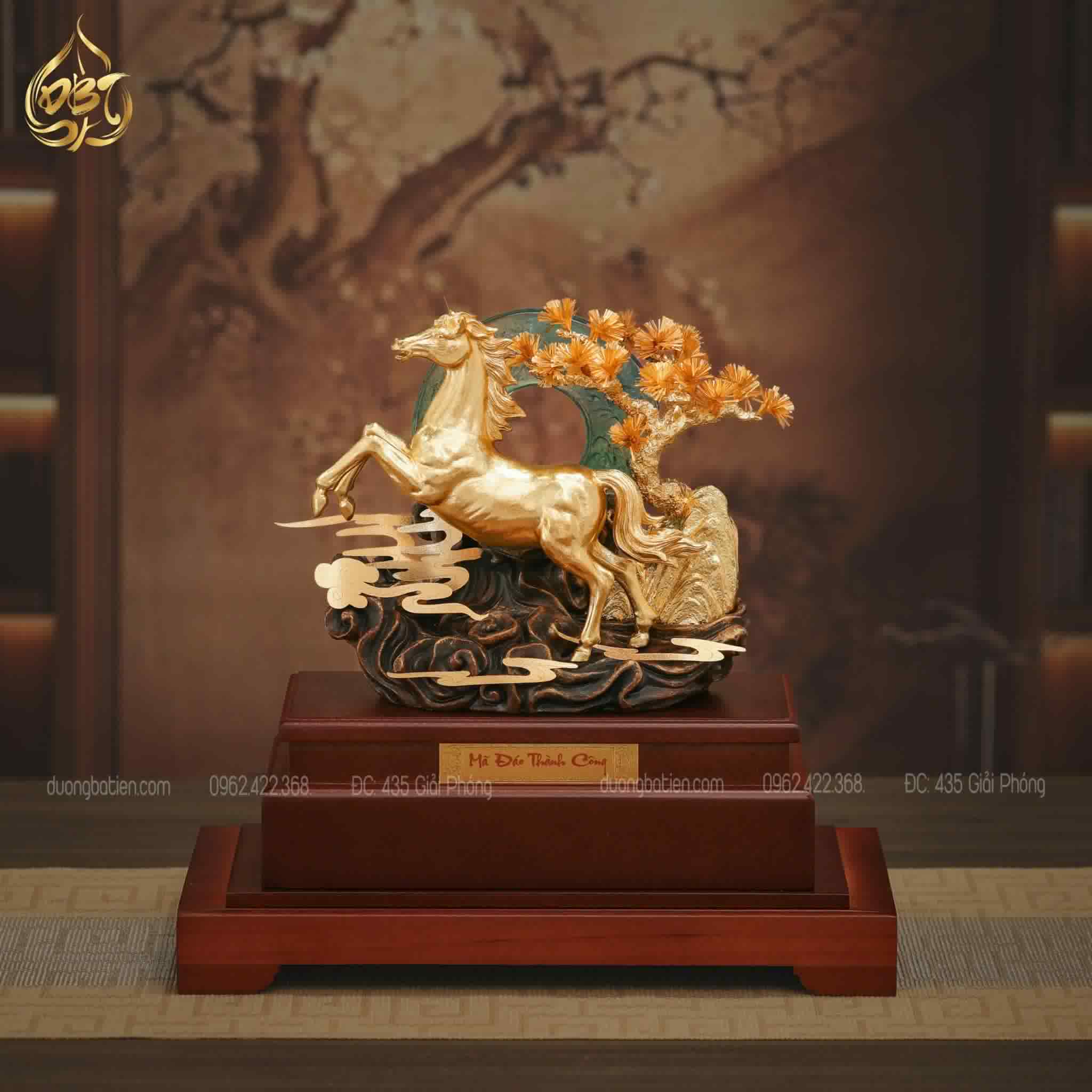 Tượng Nhất Mã Quần Tùng Dát Vàng 24k - Quà Tết Bính Ngọ