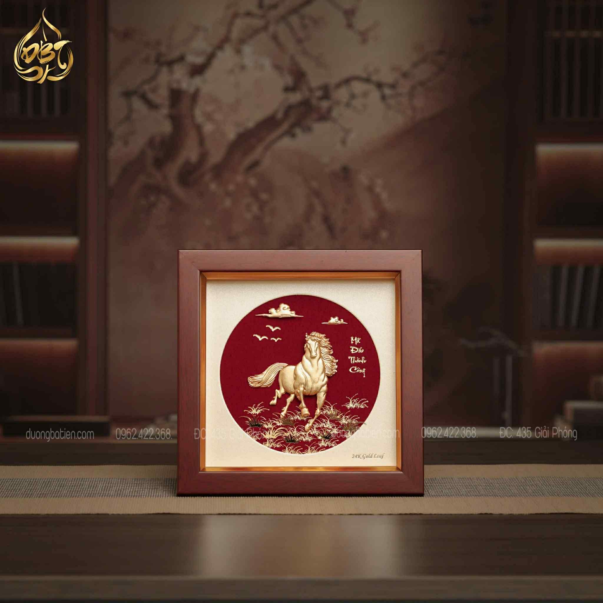 Tranh Ngựa Mã Đáo Để Bàn - Dát Vàng 24K