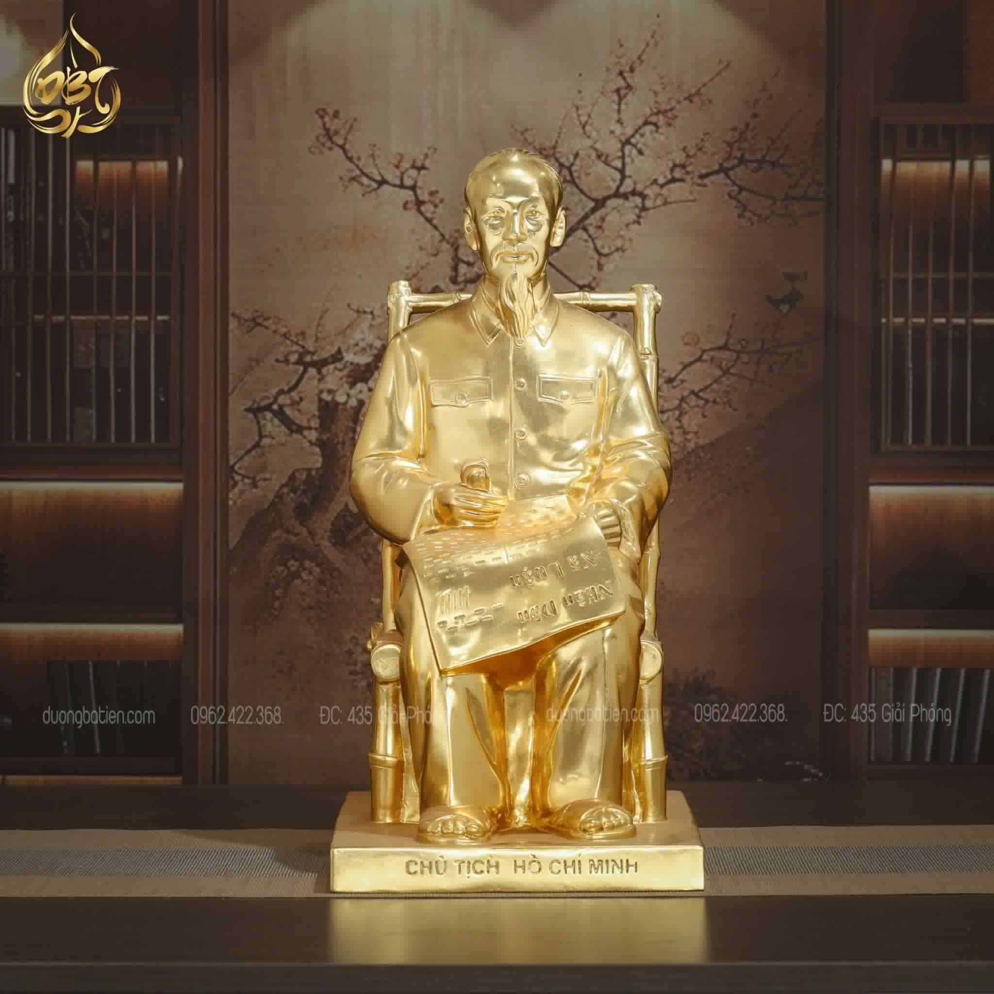 Tượng Bác Hồ ngồi ghế mây bằng đồng dát vàng 24K - Tượng Phong Thuỷ