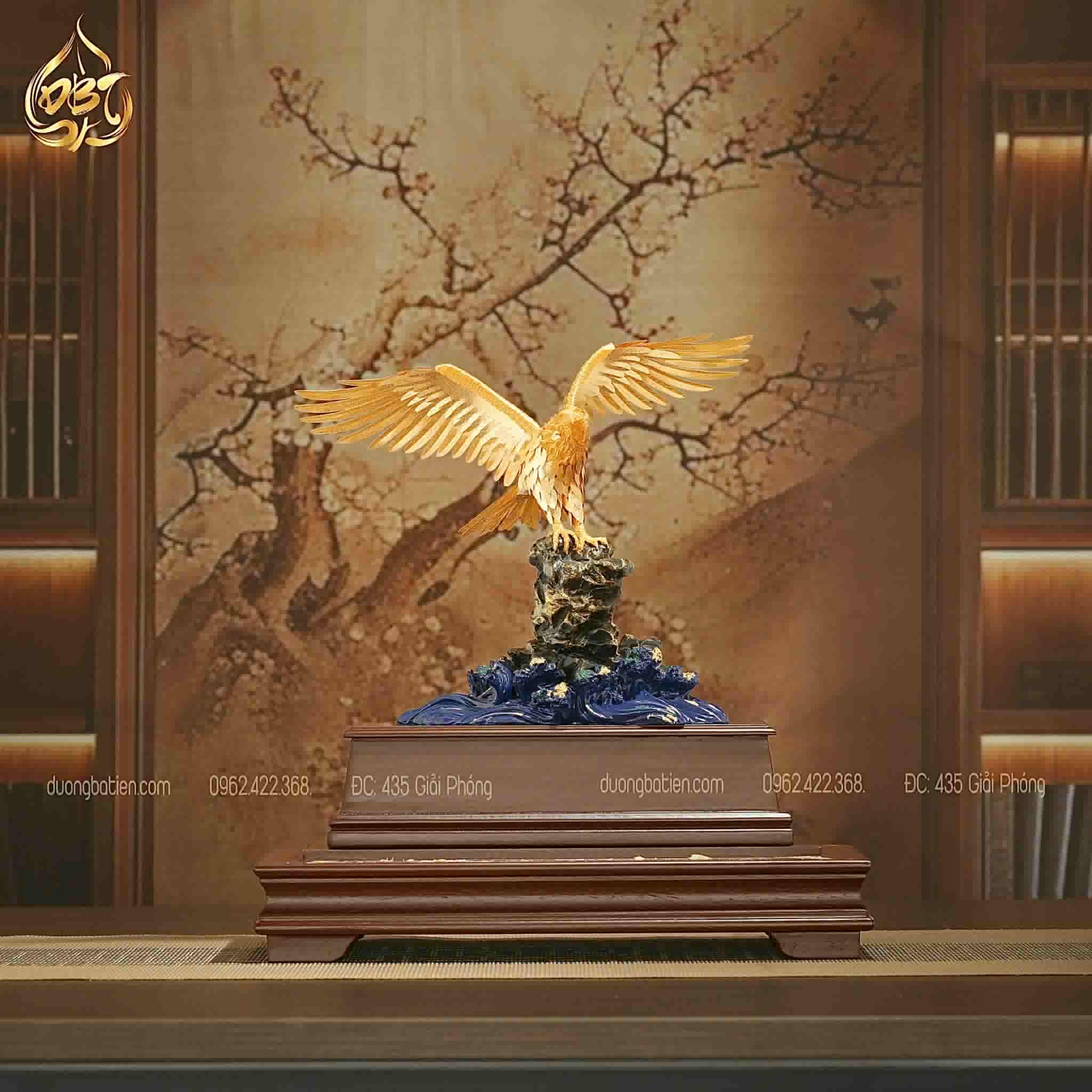 Tượng Đại Bàng Tung Cánh dát vàng 24k - Quà Phong Thuỷ