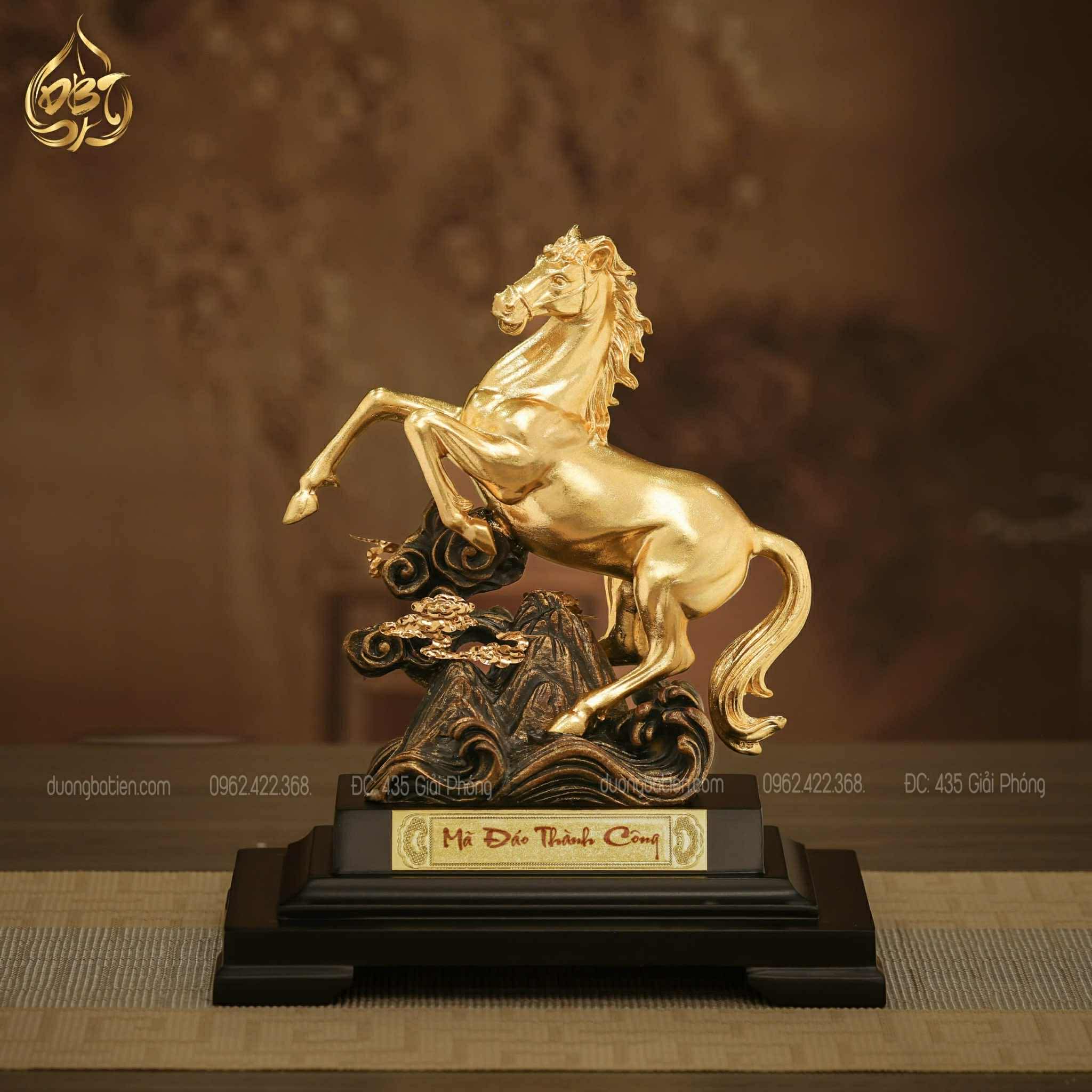 Tượng Ngựa Mã Đáo Thành Công Dát Vàng 24K