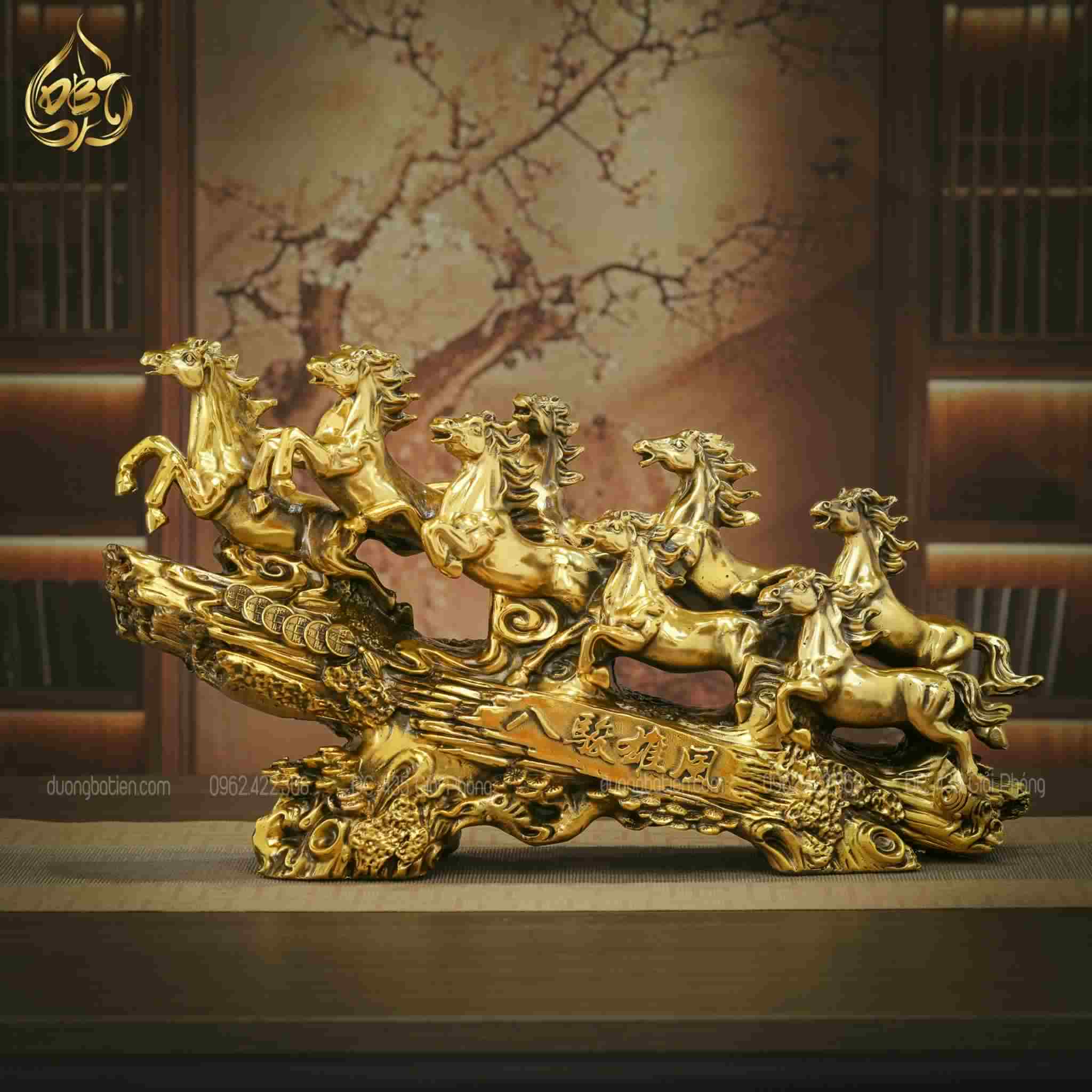 Tượng Bát Mã bằng đồng - Quà Tặng Phong Thuỷ